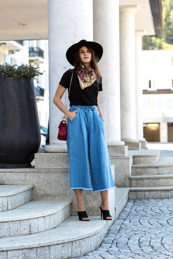 The-Fashion-Fraction-Kempinski-Hotel-StMoritz-Denim-Culottes-Mules-Chloe-Drew-Dior-Tribal-Earrings-16