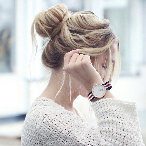 4-loose-messy-bun-updo