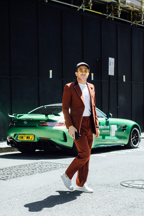 London m str RS18 1611_SI