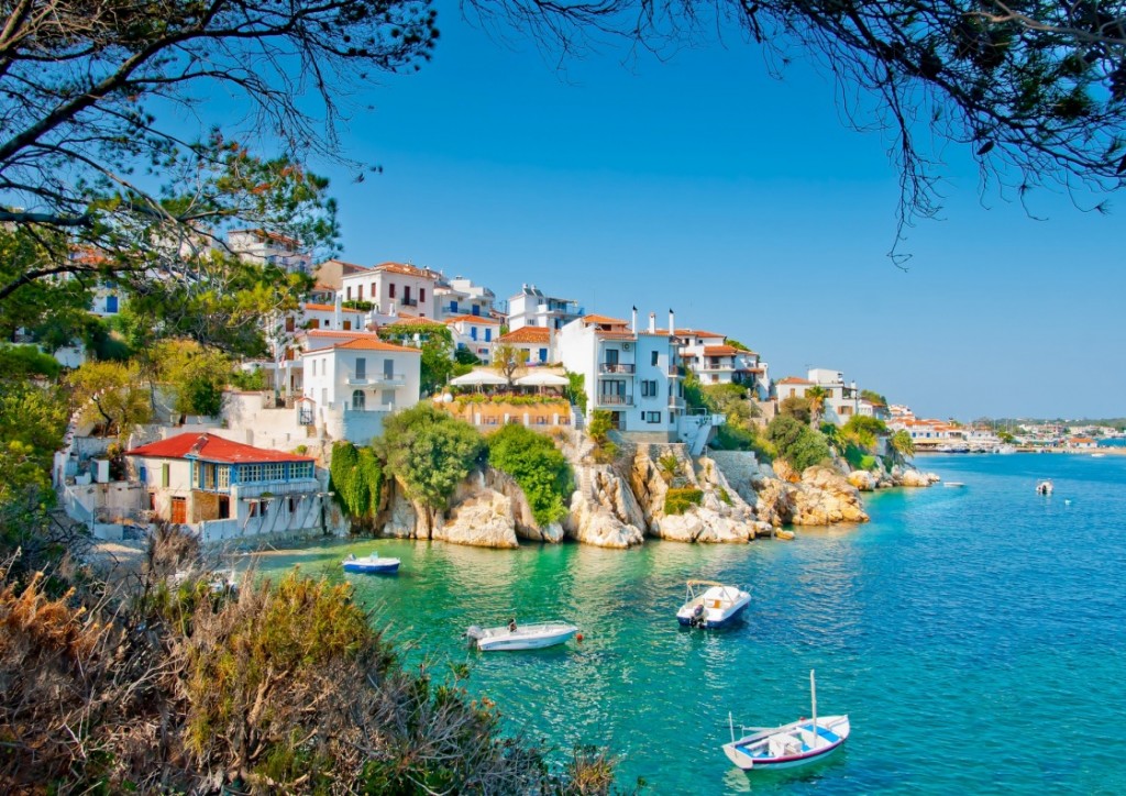 ajiotheata-sth-skiatho-the-old-part-of-town-in-island-skiathos-in-greece-578-7820